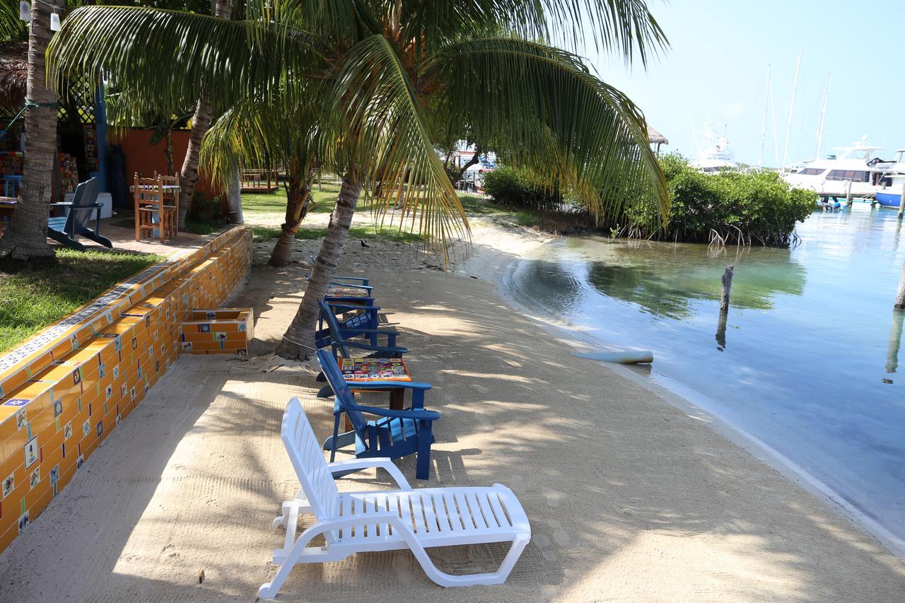 El Milagro Beach Hotel And Marina Isla Mujeres Esterno foto
