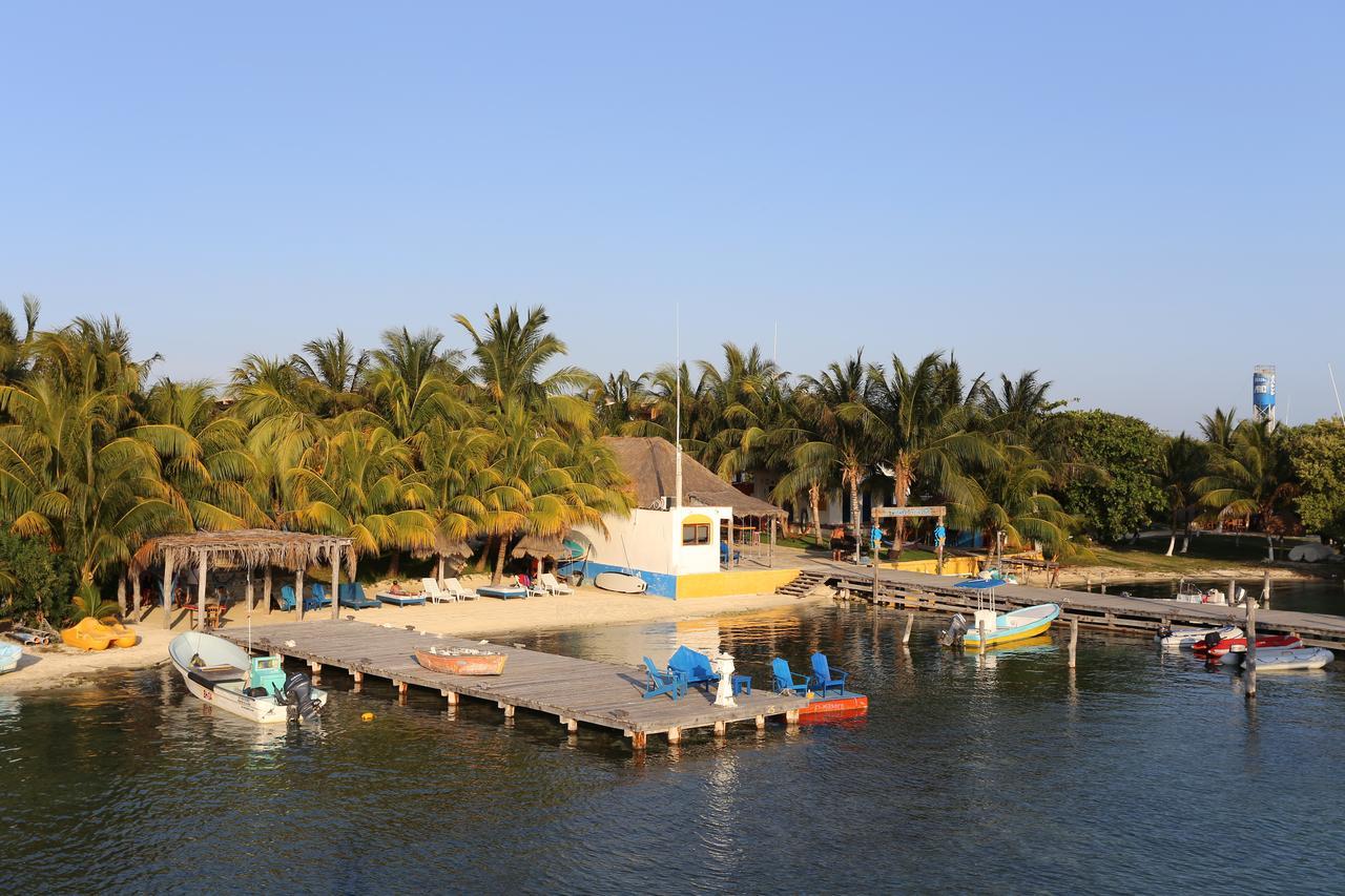 El Milagro Beach Hotel And Marina Isla Mujeres Esterno foto
